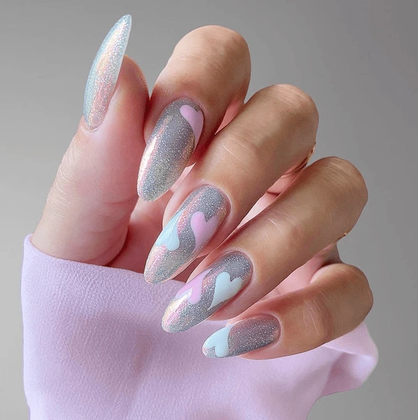 imagen de diseños de uñas personalizados